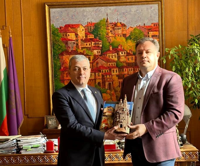 Azerbaijan’s Shusha, Bulgaria’s Veliko Tirnovo boost cultural ties